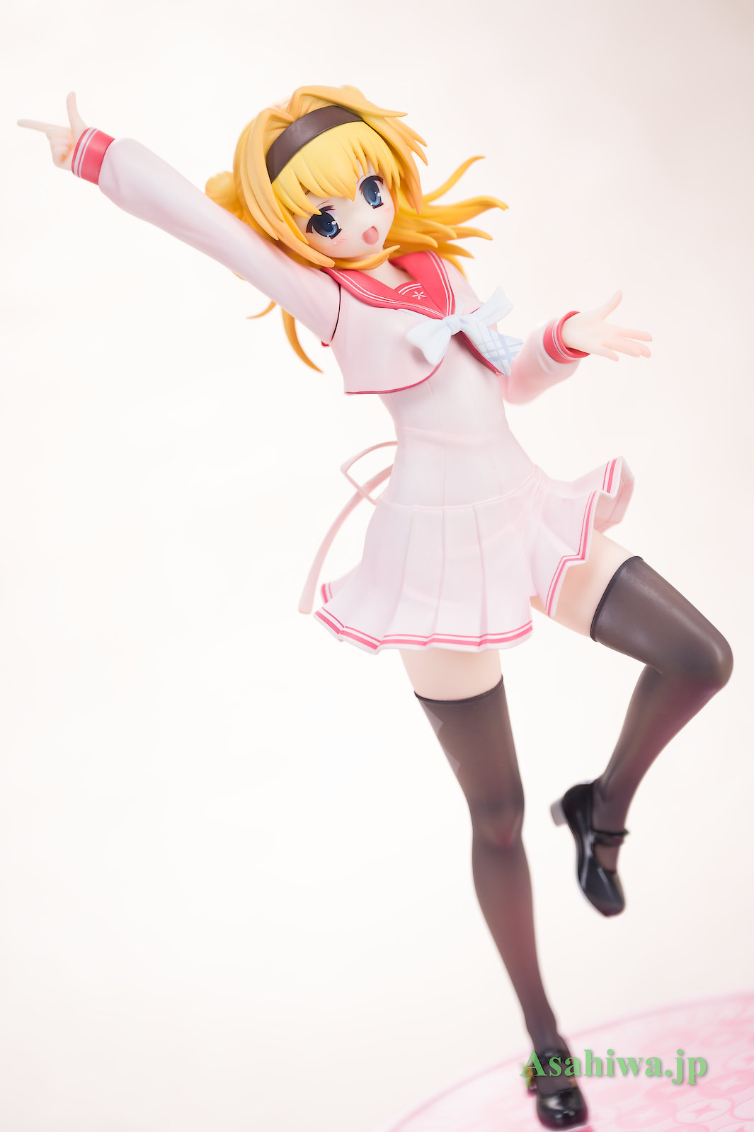 アリスグリント “荒ぶる天神乱漫のポーズ”の千歳佐奈 天神乱漫 LUCKY