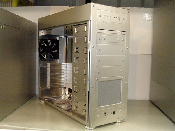 ASCII.jp：アビー設立3周年の記念ミドルタワーケース「AS Enclosure M0