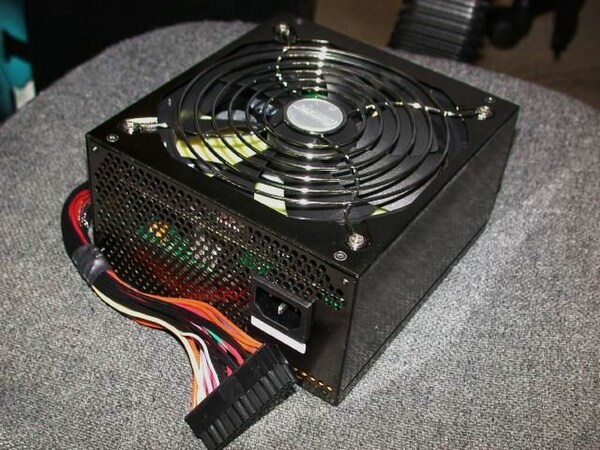 Huntkey X7-1200 1200W ATX 電源ユニット Huntkey X7-1200 価格比較