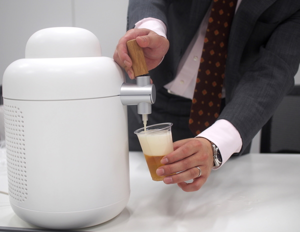 ASCII.jp：キリンの家庭用ビールサーバー、工場からビールが届くため天国