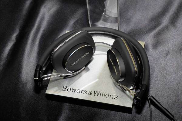 ASCII.jp：B＆W、ワイヤレス化した「P7」や本革使用の「P3S2」など