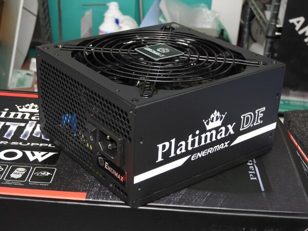 ASCII.jp：逆回転ファンでホコリを飛ばすPLATINUM電源「Platimax D.F.」