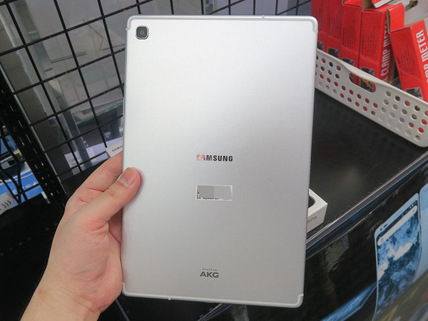 ASCII.jp：5.1mm＆400gの超薄型軽量タブレット「Galaxy Tab S5e」にLTE版！
