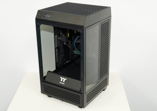 ASCII.jp：「自作は無理だけど唯一無二のゲーミングPCがほしい、しかも