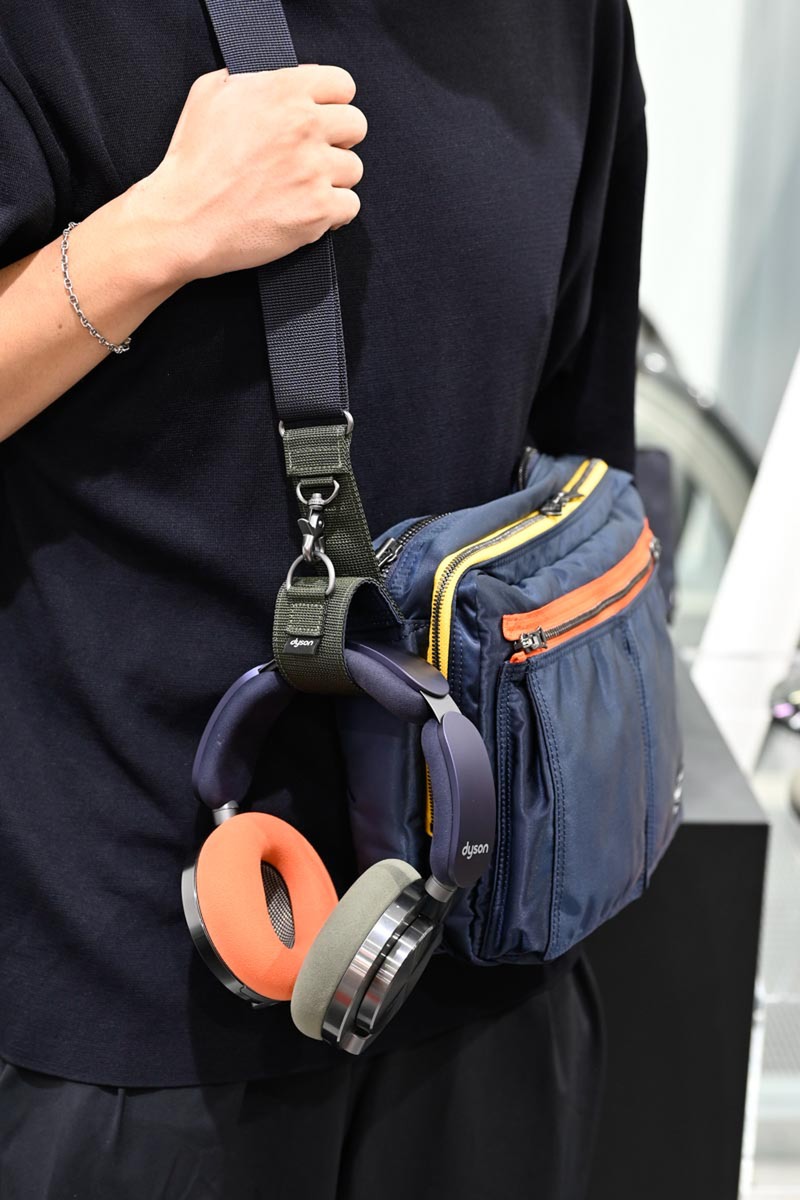 ヘッドホン Dyson PORTER headphones and shoulder bag Dyson PORTER