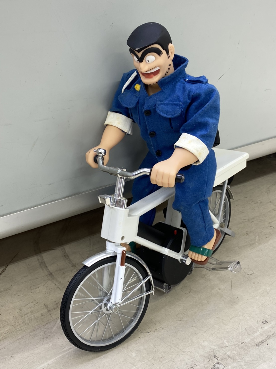 廃番 こち亀 両さん自転車R/C 1/6スケール 両津勘吉 ラジコン こち亀自転車