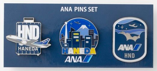 ANA、3レターコードとご当地名物のピンバッジセット。羽田/関空/福岡