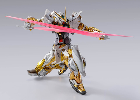 蘇りし金色の試作機。「METAL BUILDガンダムアストレイ ゴールド