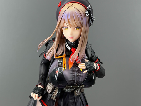 NIKKE」よりエマとギロチンの1/7スケールフィギュアが登場！ フリュー