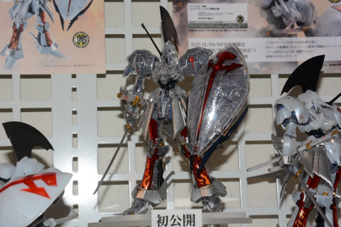 ボークスSAVレッドミラージュV3 FSS ファイブスター物語 ガレージ
