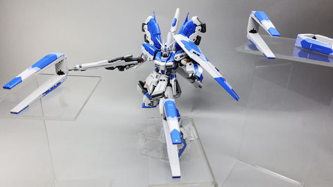 レビュー】ガンプラ「RG 1/144 Hi-νガンダム」レビュー 独特の配色を