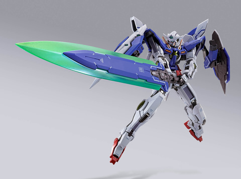 機動戦士ガンダム00」より4本腕と大型剣装備の新機体「METAL BUILD