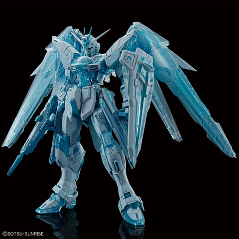 ガンダムベースにて限定カラーの「MG 1/100 フリーダムガンダム Ver