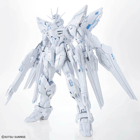 ガンダムベースメンバーズ会員限定「MGEX 1/100 ストライクフリーダム