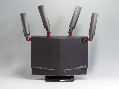 バッファロー「WXR9300BE6P」、過剰さを抑え、Wi-Fi 7なのにコンパクト