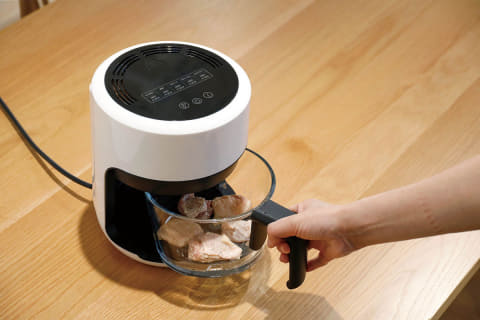 ノンフライで加熱の状態が見やすいガラス容器のオーブン - 家電 Watch
