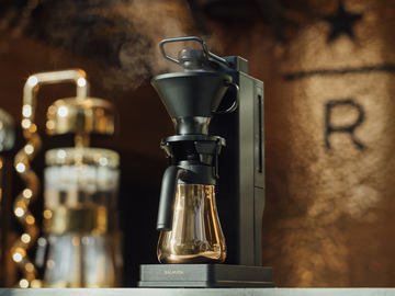 バルミューダの電気ケトルにスタバモデル、「スターバックス リザーブ