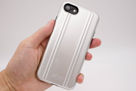 iPhone SE（第3世代)」向けにUNiCASEのゼロハリバートンのケースが登場