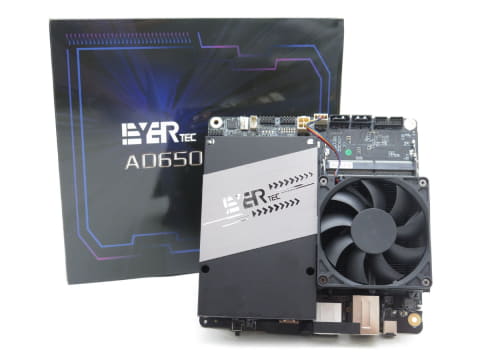 レビュー】Mini-ITXなのにM.2 SSDがモリモリ6枚も挿せる！MINISFORUM製