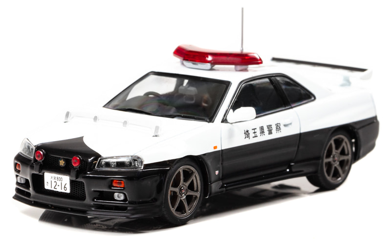 ヒコセブン、埼玉県警の「スカイライン GT-R（BNR34）パトカー」を1/43