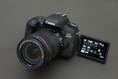 Canon EOS 8000D 一眼レフカメラ レンズ2本付き Canon EOS 8000D 一眼