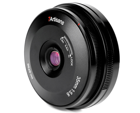 七工匠のパンケーキレンズ「7Artisans 35mm F5.6」にLマウント用が登場