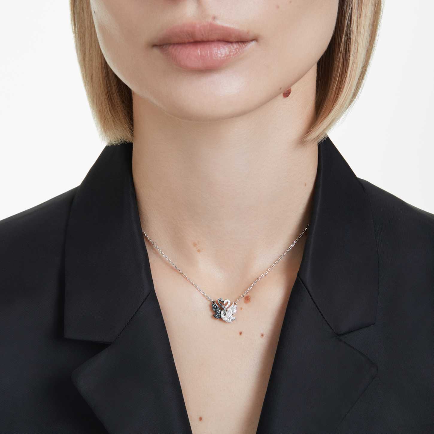 swan-pendant--swan--black--