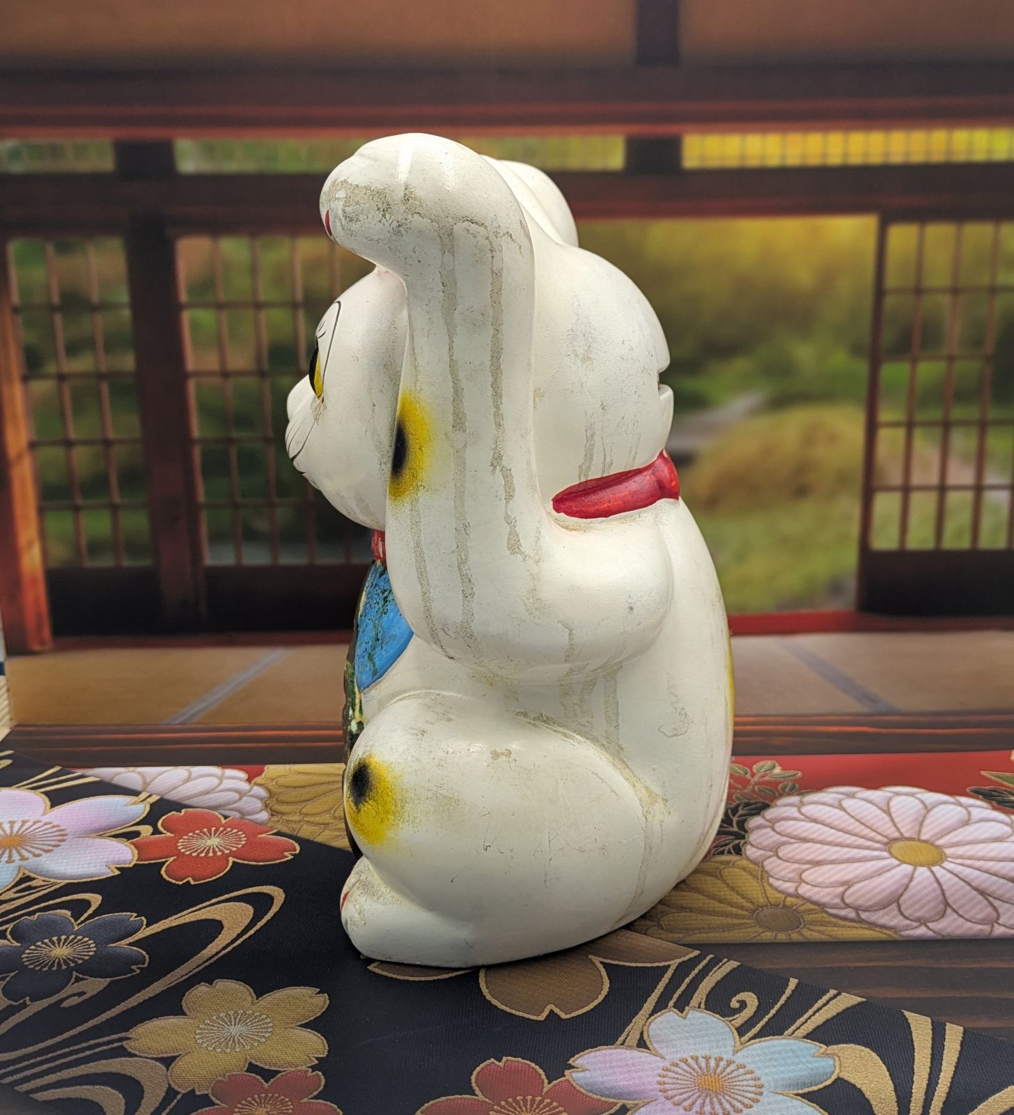 縁起物 招き猫 両手上げ 陶器製 開運 千万両 昭和レトロ 希少 白猫 置物