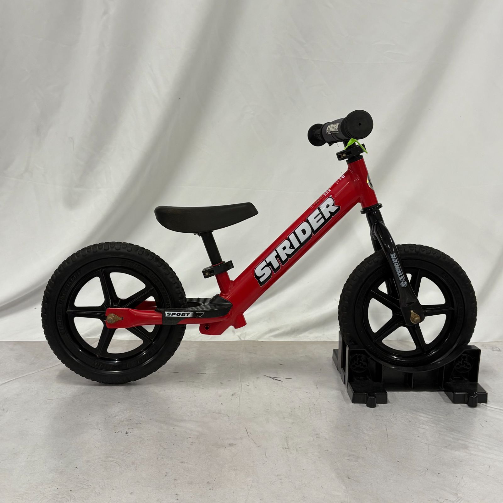 STRIDER バランスバイク レッド 12インチ STRIDER 12 ストライダー