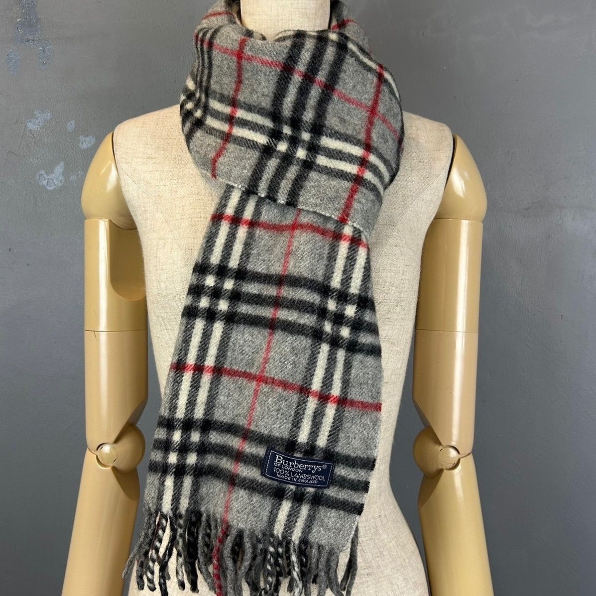☆イングランド製 バーバリーマフラー3枚組 MADE IN ENGLAND