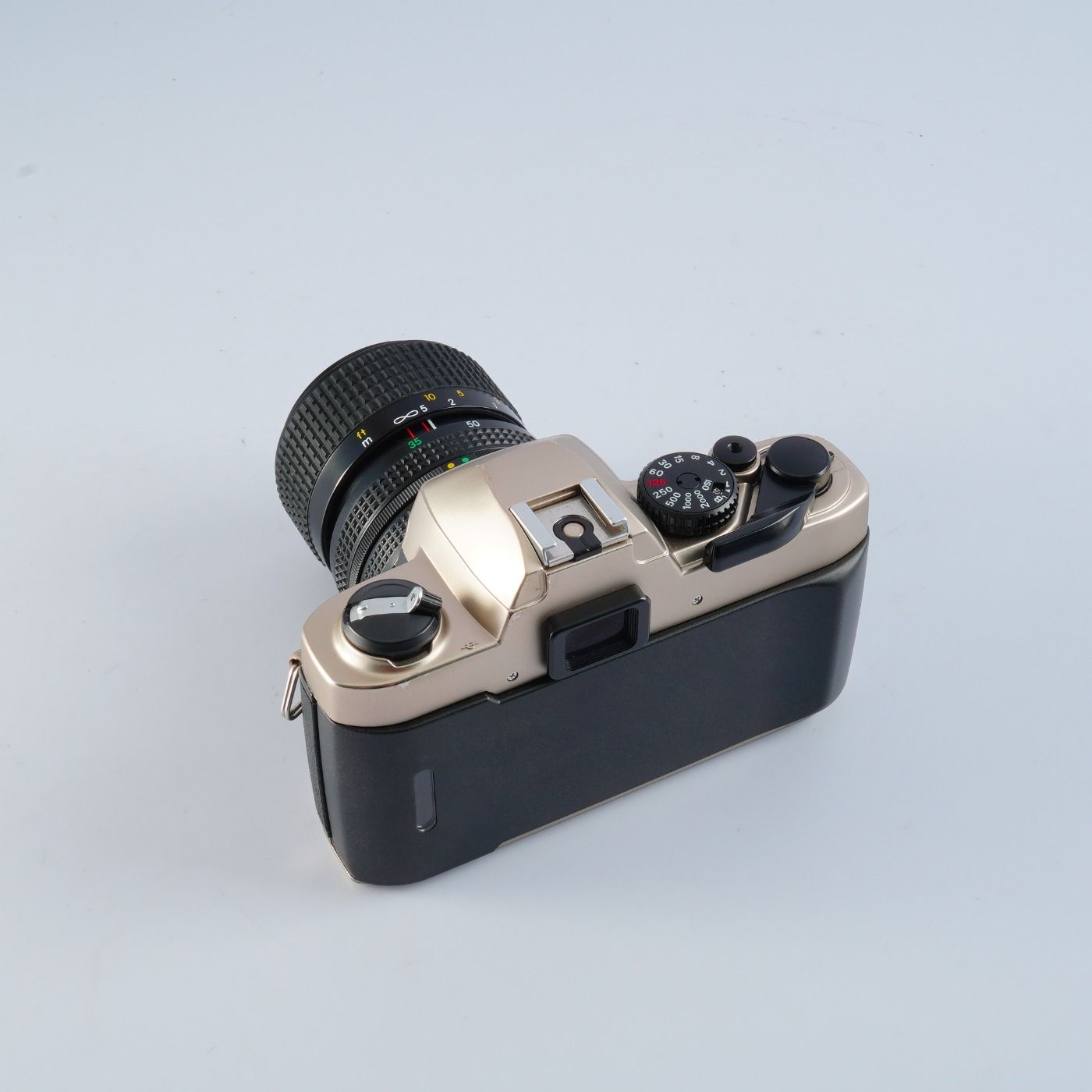 Nikon ニコン FM10 + Ai-S ZOOM Nikkor 35-70mm ベスト F/3.5-4.8 MF