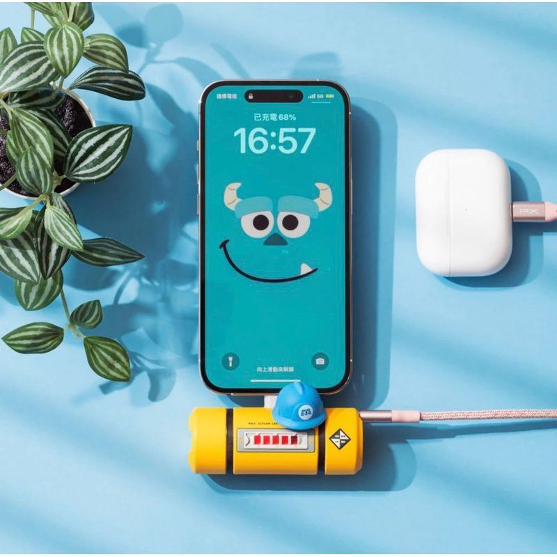 モンスターズインク エネルギータンク型 モバイル 充電器 5000mAh
