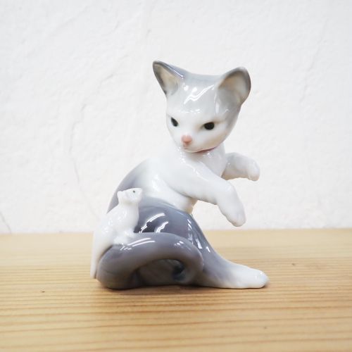 LLADRO】驚いた仔猫ちゃん 専用箱付き LLADRO】驚いた仔猫ちゃん 専用
