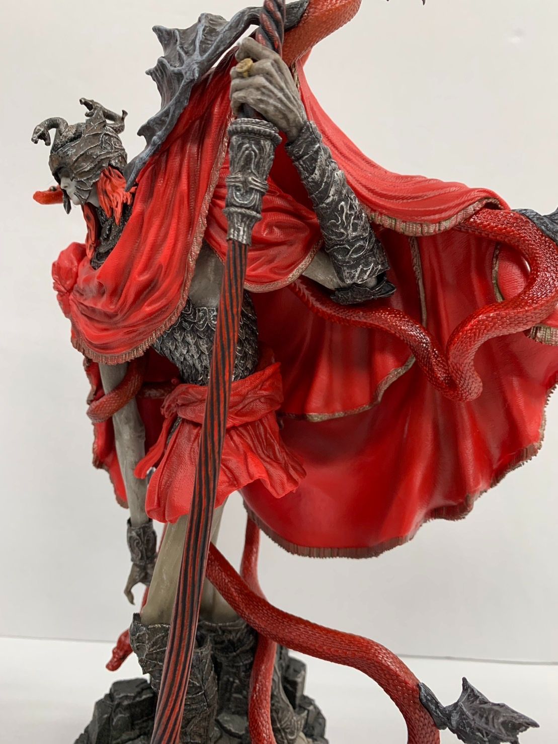 エルデンリング 串刺し公・メスメル スタチュー フィギュアのみ 新品