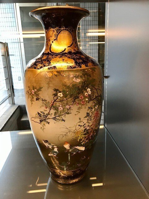 錦光山宗兵衛作「花鳥図薩摩大花瓶」がご覧になれます - 錦光山和雄の