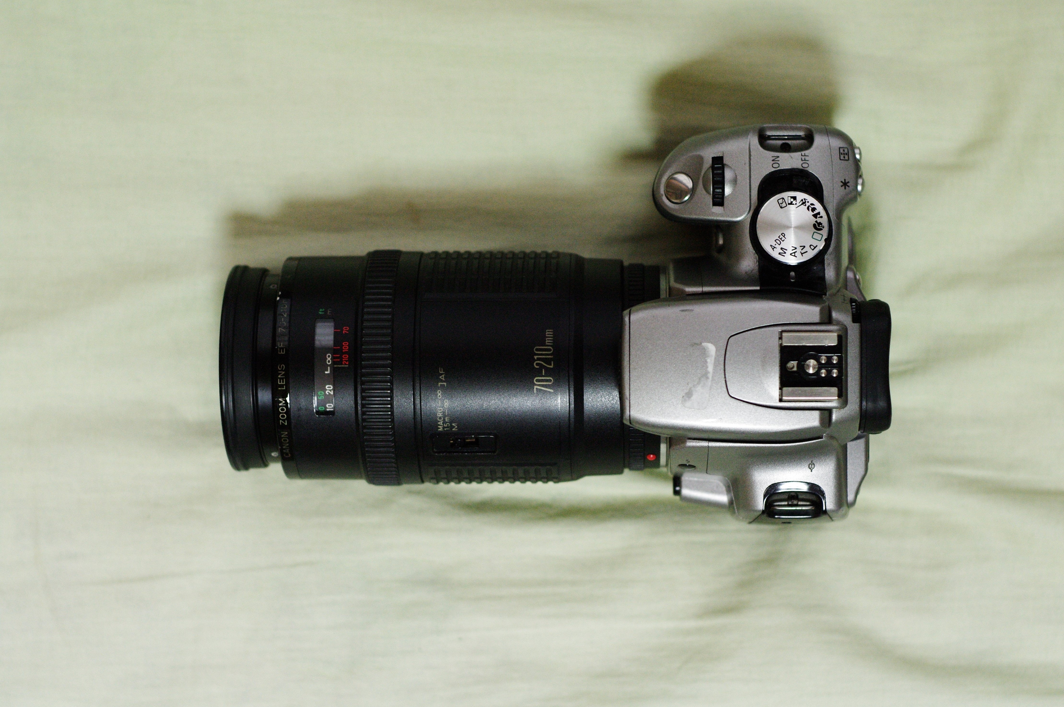 EF 70-210mm f4はデジタルの夢を見れるか。｜Sven.