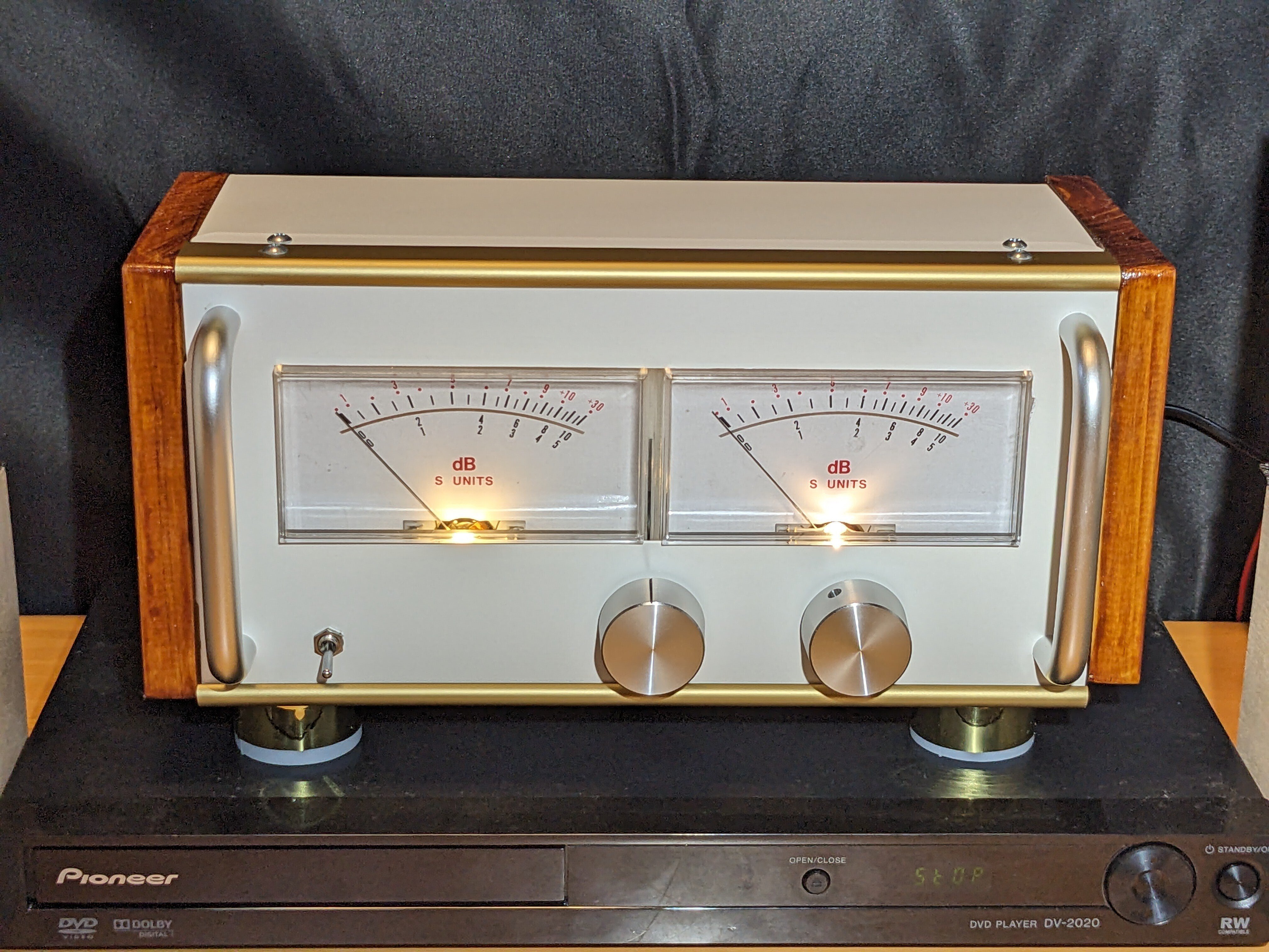 VU メーター改造｜ikaros3 自作ステレオVUメーター197号機（YAMAHA