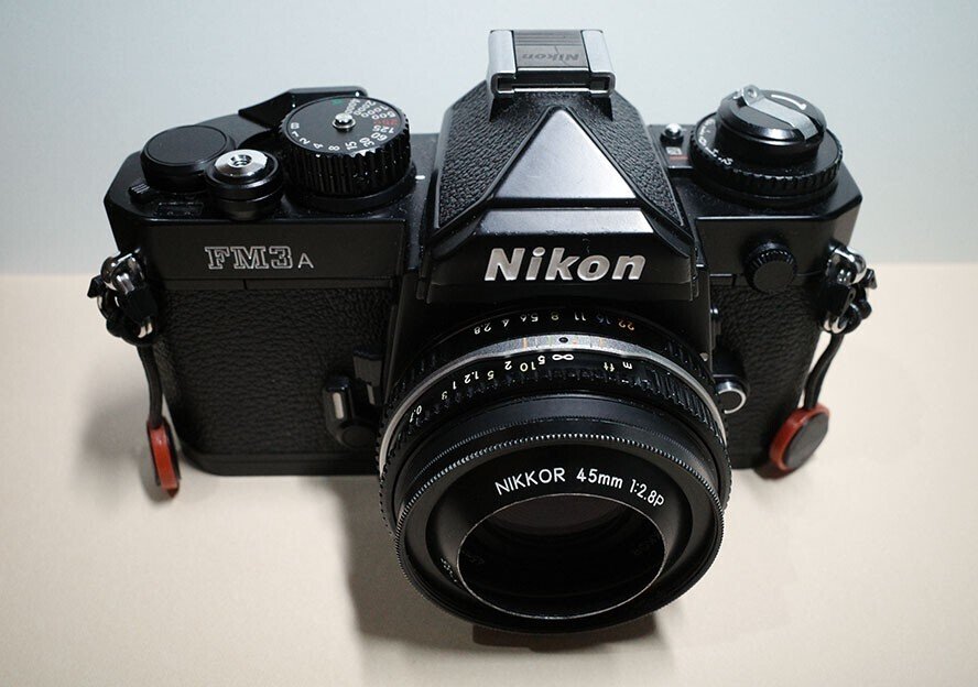 おまけ付き]Nikon FM3A 一眼レフ + 45mmレンズ おまけ付き]Nikon FM3A