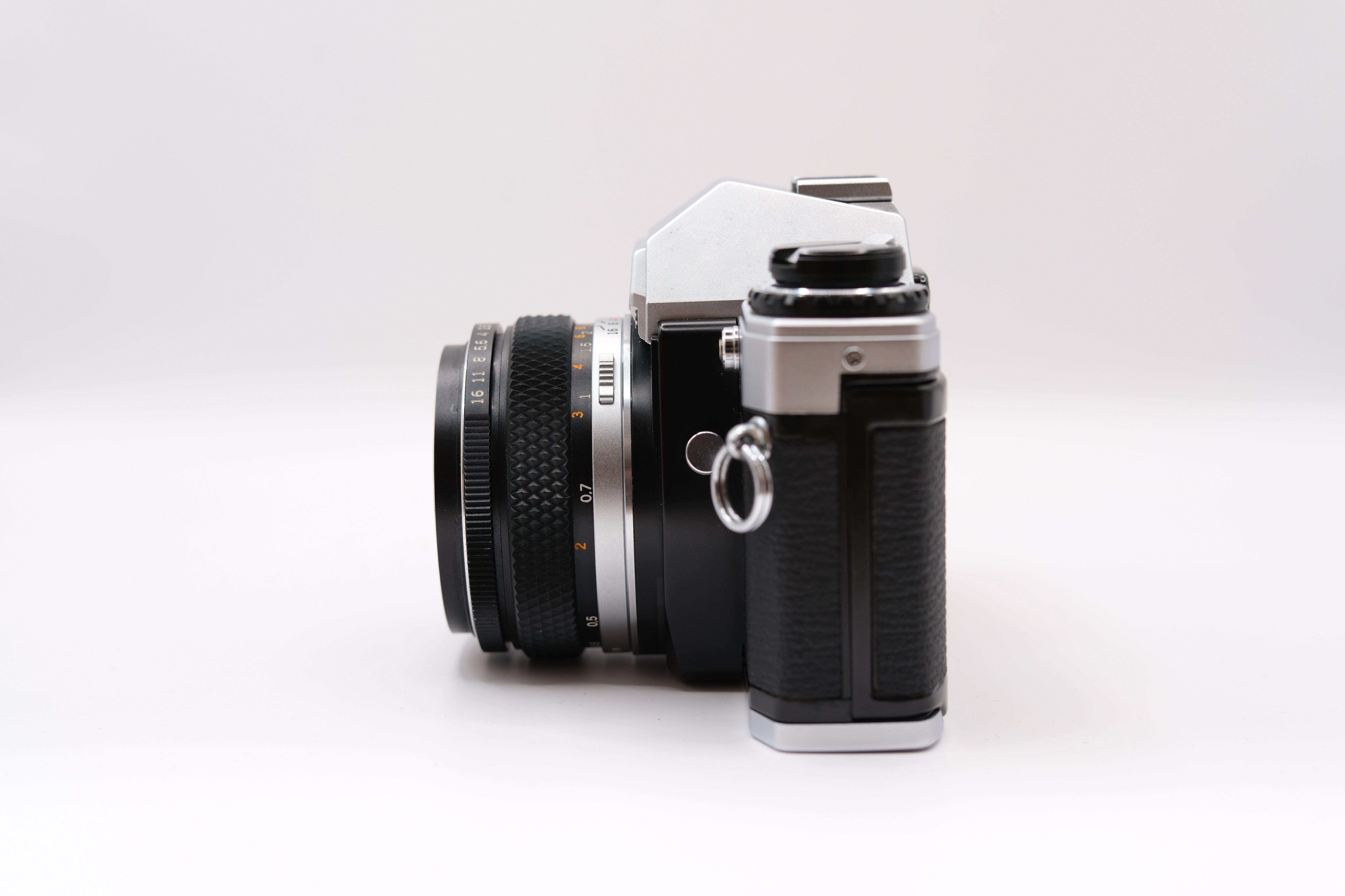 OLYMPUS OM-10 50mm F1.4 フィルムカメラ 動作 我が家にフィルムカメラ