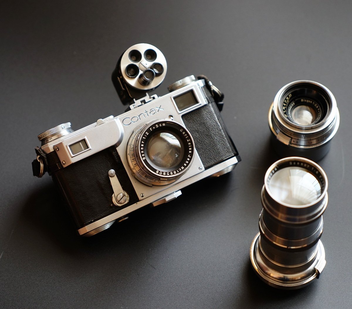 銘機Contax Ⅱレンジファインダーカメラ 戦前型 Contax II とレンズ群