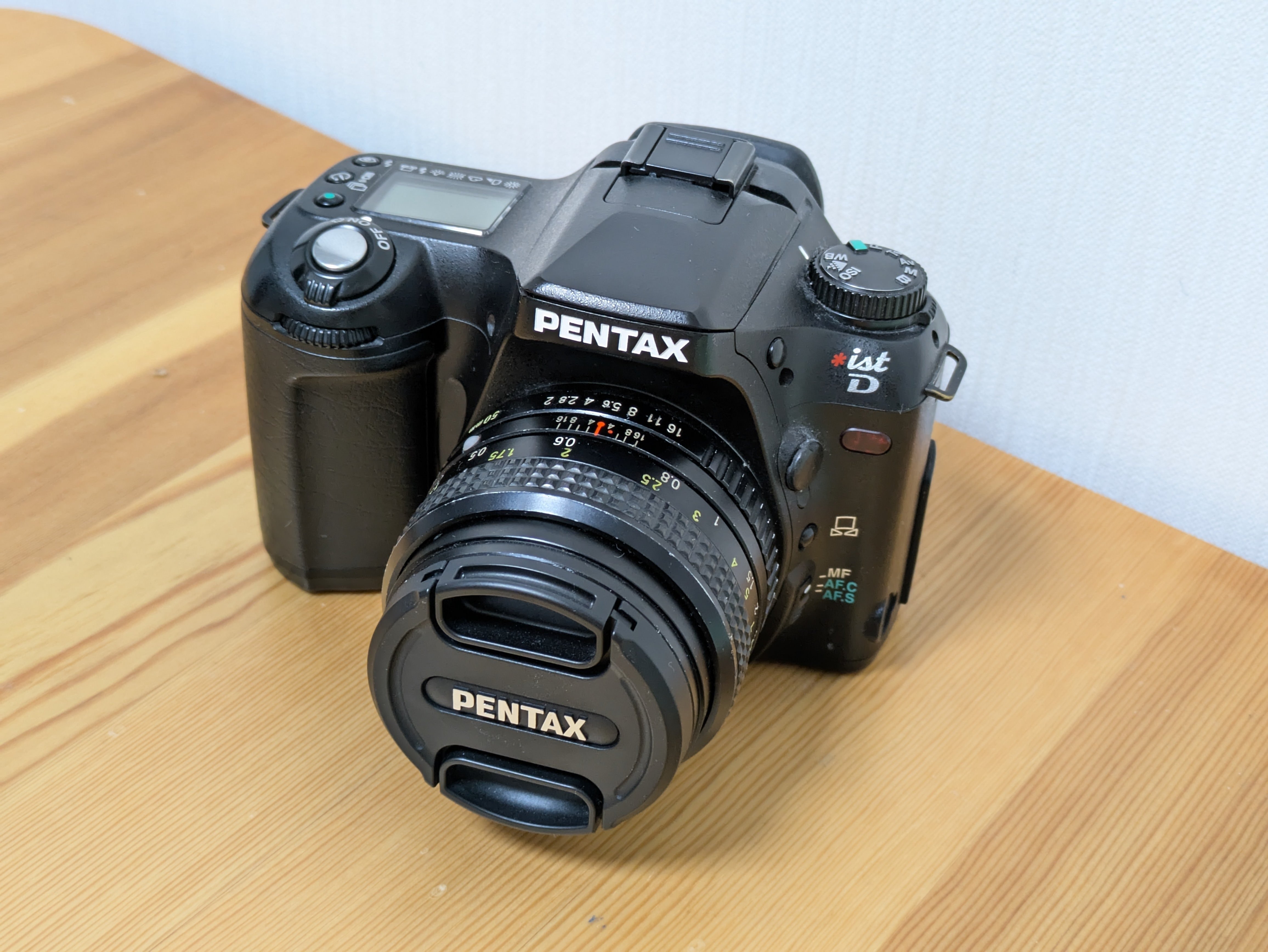 PENTAX ist D デジタル一眼レフカメラ 28-80 PENTAXデジタル一眼レフの