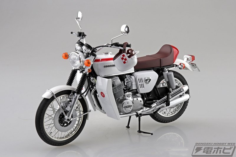 ワイルド7』の主人公・飛葉大陸のバイク「CB750FOUR」が、1/12スケール