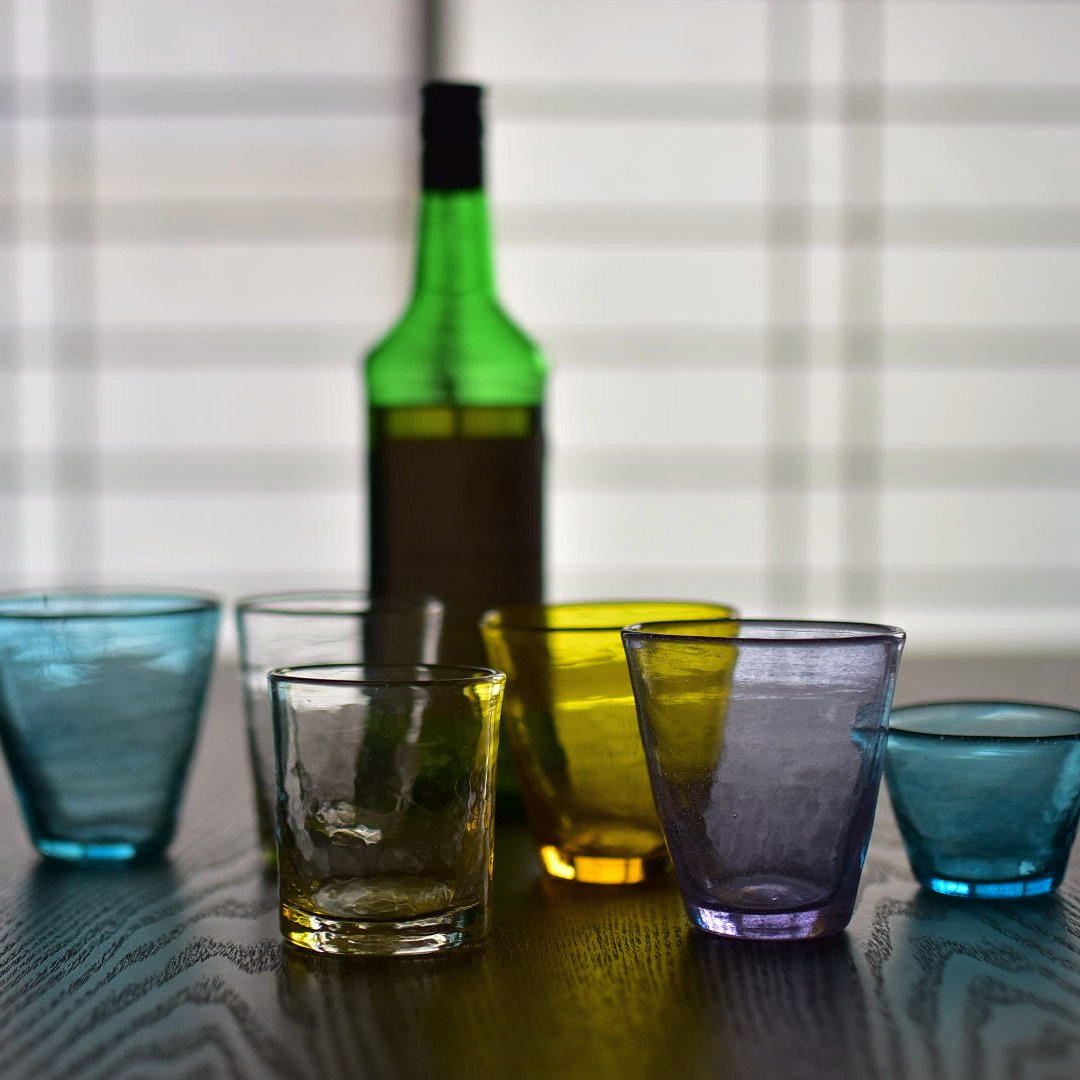 手吹きガラス作家 横山秀樹｜Toshiyarie