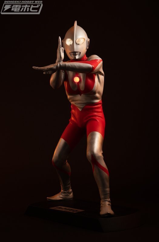 ウルトラマン』Cタイプスーツを徹底再現したメガハウスのフィギュア