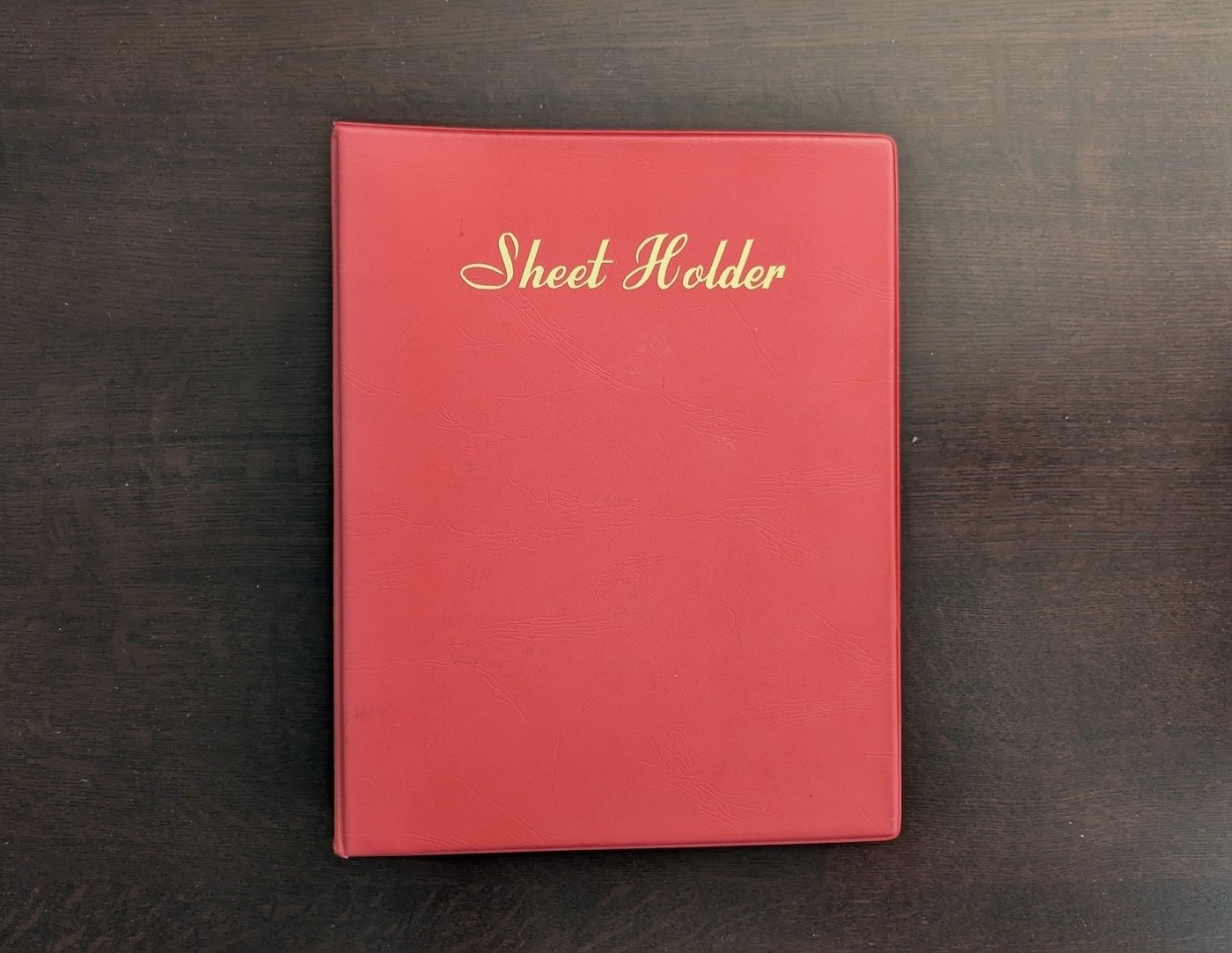 父が残した「切手収集」アルバム。価値が上がらなかった切手の