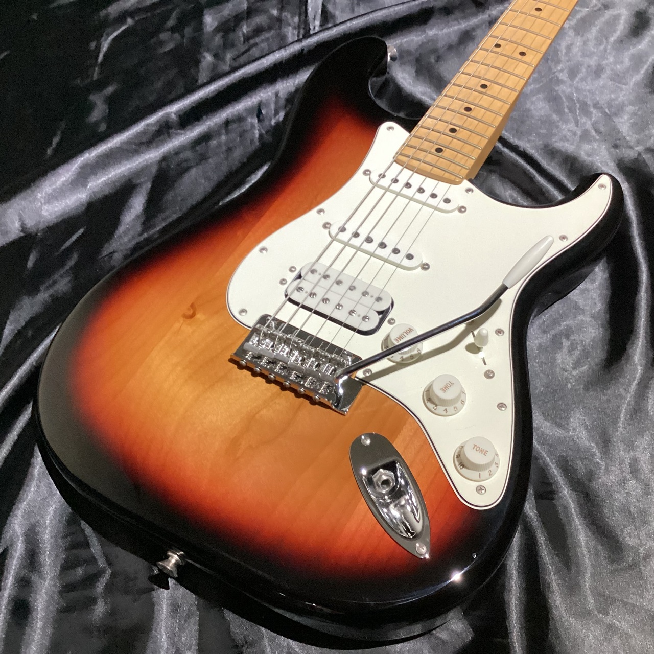 Fender メキシコネックボディフェルナンデスStratocaster Fender