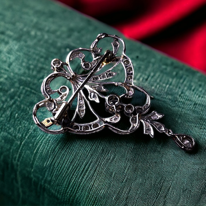 ギャラリーアートフェリーチェがご紹介するアンティークのダイヤモンド