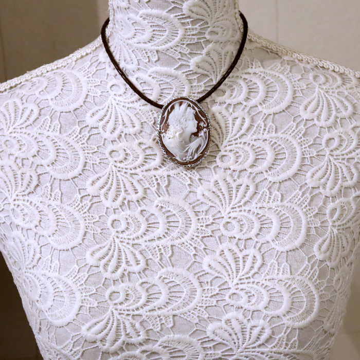 ねね 断捨離中様専用 豊穣の女神デメテルシェルカメオブローチ 彫金