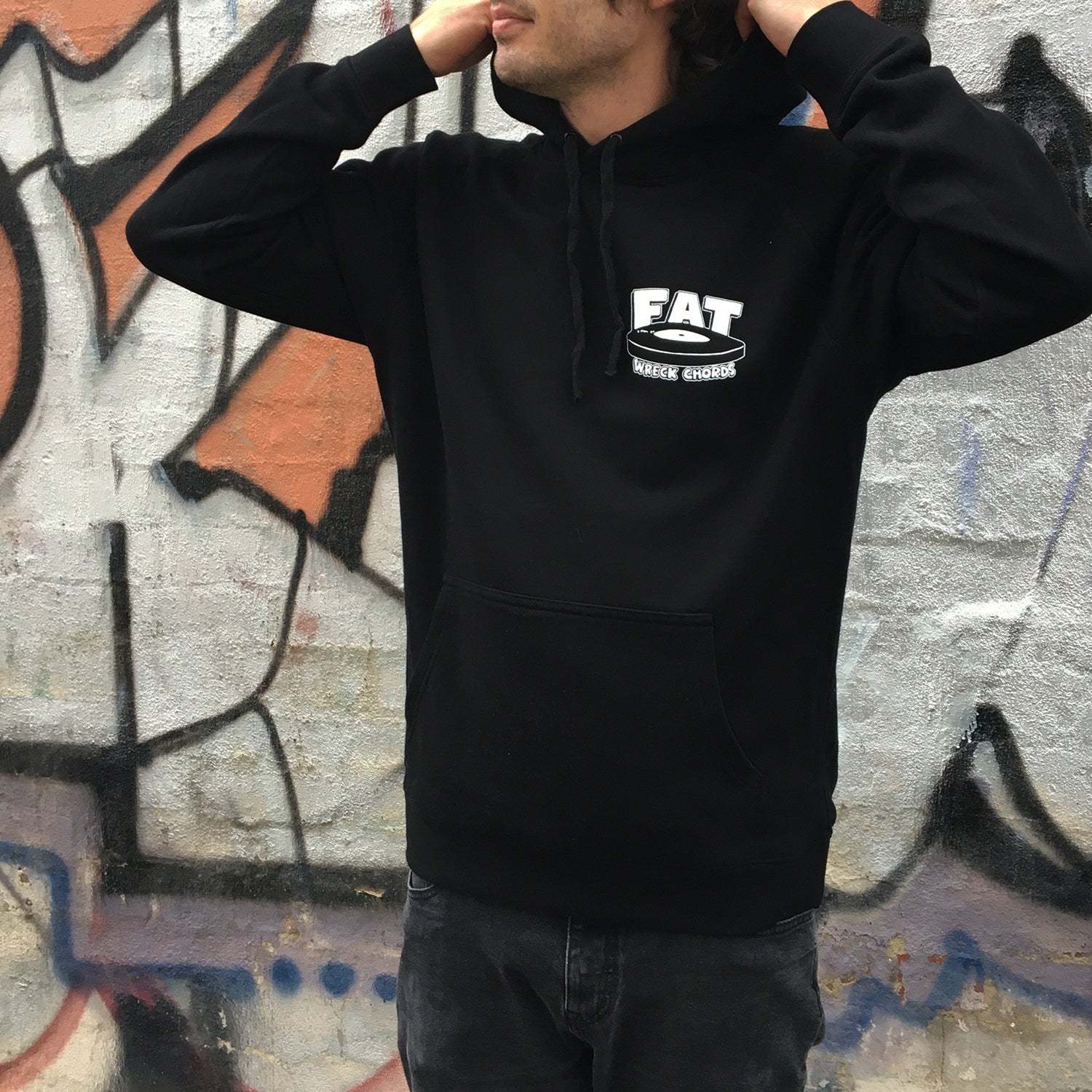 Fat Wreck Chords Logo Pullover Hoodie (Black) – Artist First