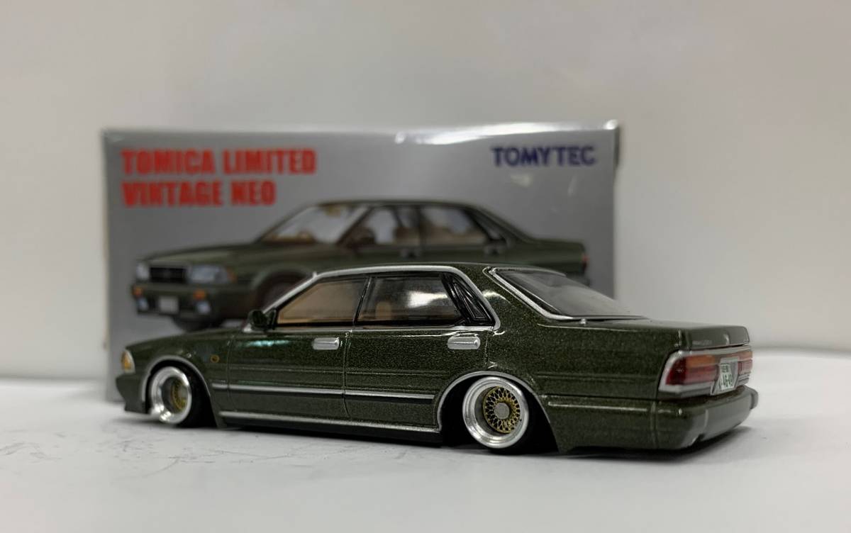 TLV Y31 グロリア グランツーリスモSV 改 稀少後期レッドメタリック